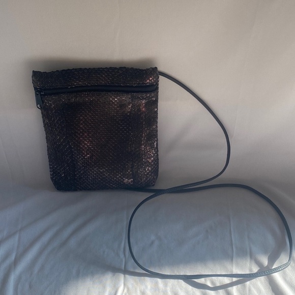 Carlos Falchi Snakeskin crossbody purse - Picture 4 of 6